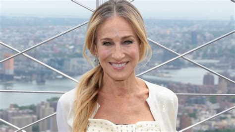 did sarah jessica parker get breast implants|Sarah Jessica Parker Talks Plastic Surgery and Aging.